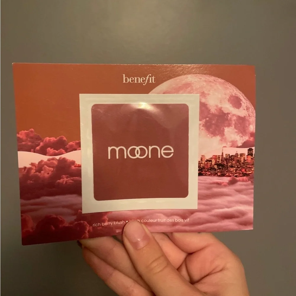 Makeup bundle - Picture 3 of 4